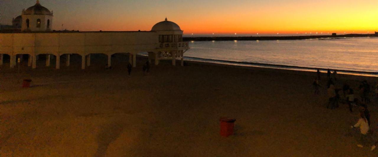 La Puerta Azul En El Corazon De Cadiz Lägenhet Exteriör bild